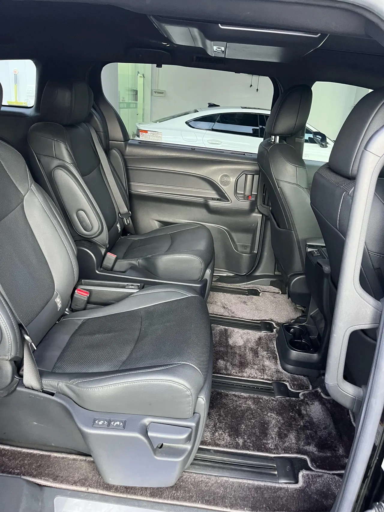 Toyota 2021 Sai 2.5 Stepless Premium Edition Automatic Gear 4