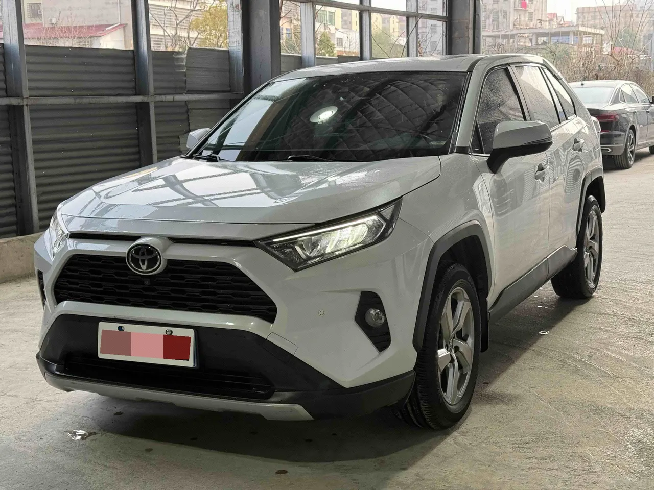 打开图片灯箱:Toyota 2021 RAV4 Rongbo 2.0 Stepless Two-Drive Fashion PLUS Edition Automatic Gear