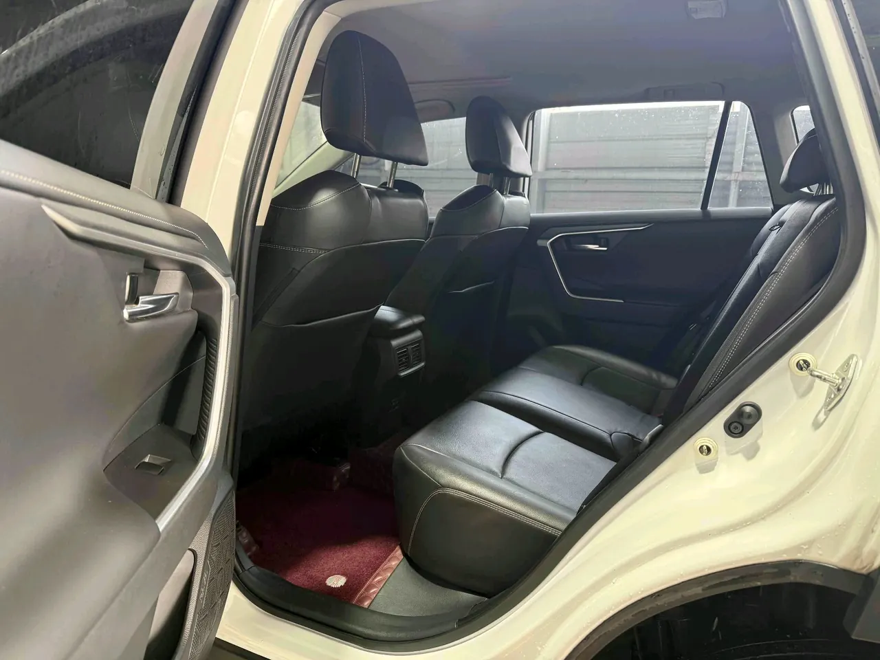 Toyota 2021 RAV4 Rongbo 2.0 Stepless Two-Drive Fashion PLUS Edition Automatic Gear 4