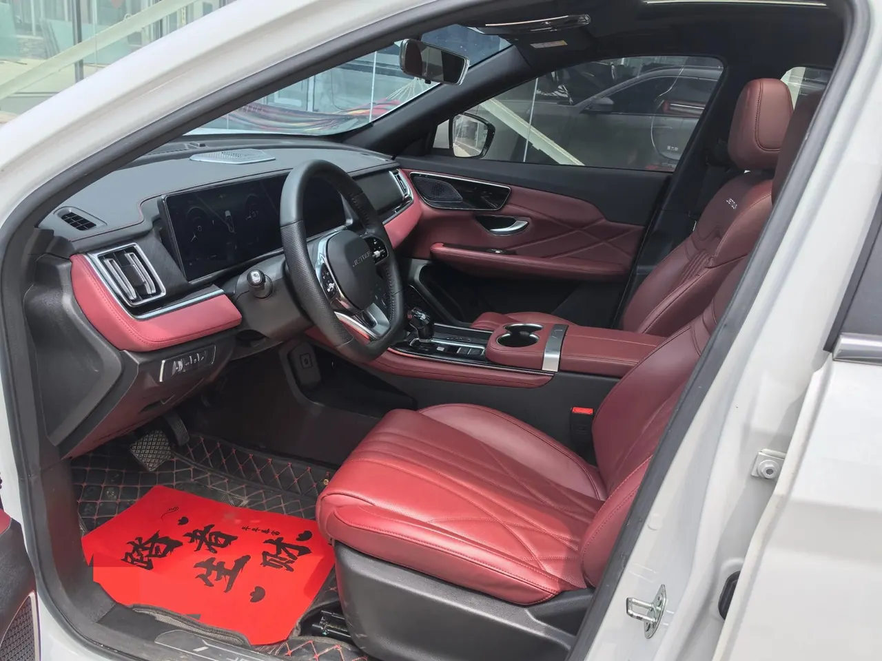 Jetour 2025 X70 PLUS 1.5T Deluxe Surging Edition 7-seat Automatic Gear 4