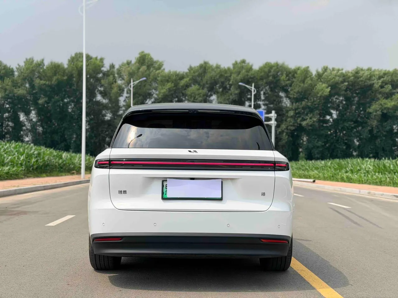 Li 2025 i8 Standard Edition Automatic Gear 8
