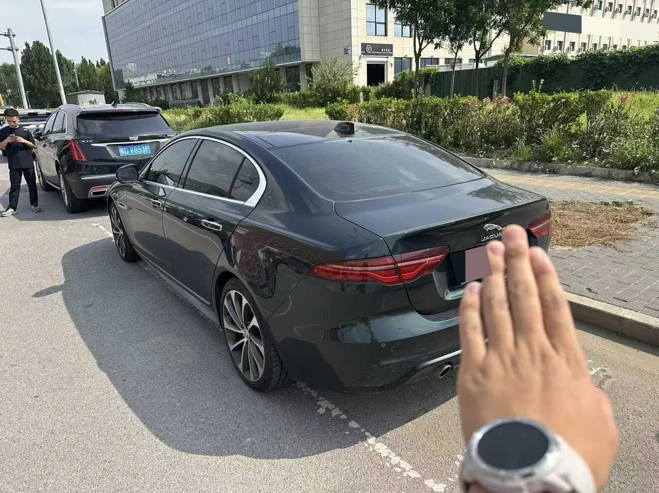 Jaguar 2021 XEL 2.0T 250PS R-DYNAMIC SE Technology Sports Edition Automatic Gear 3