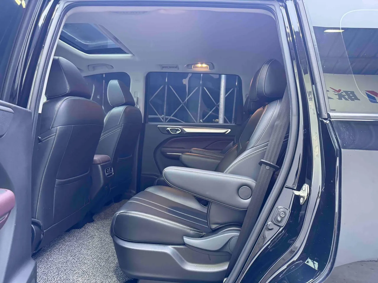 Chuanqi 2021 M6 1.5T 270T Deluxe Edition 7-seat Automatic Gear 7
