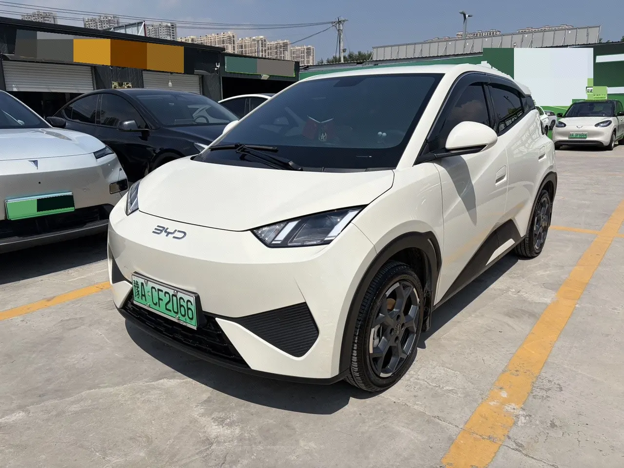 Open image lightbox: BYD 2025 Seagull 405km Flying Edition Automatic Gear