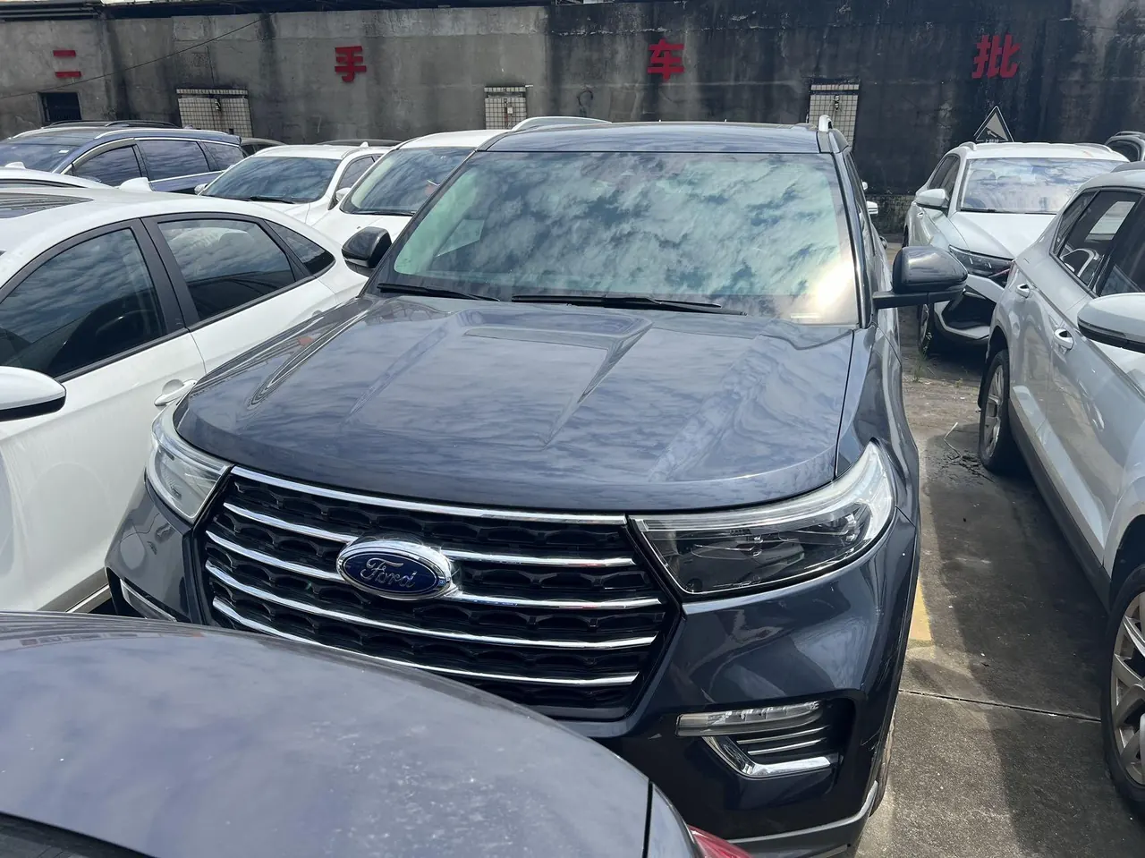 Ford 2020 Explorer 2.3T EcoBoost 14250.00g Drive Fashion Edition 6-seat Automatic Gear 2