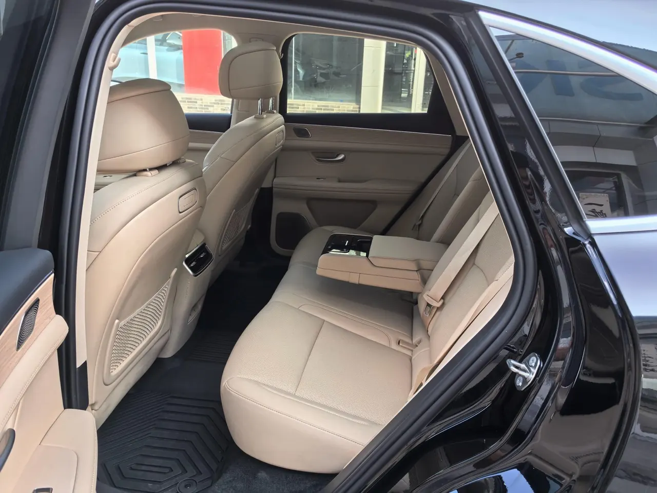 AITO 2025 AITO M5 extended-range Ultra rear-drive automatic gear 8