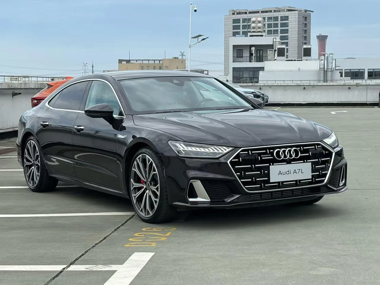 Audi 2024 A7L 48V 3.0TFSI 55TFSI Quattro S-line remote crystal crystal suit automatic gear 3