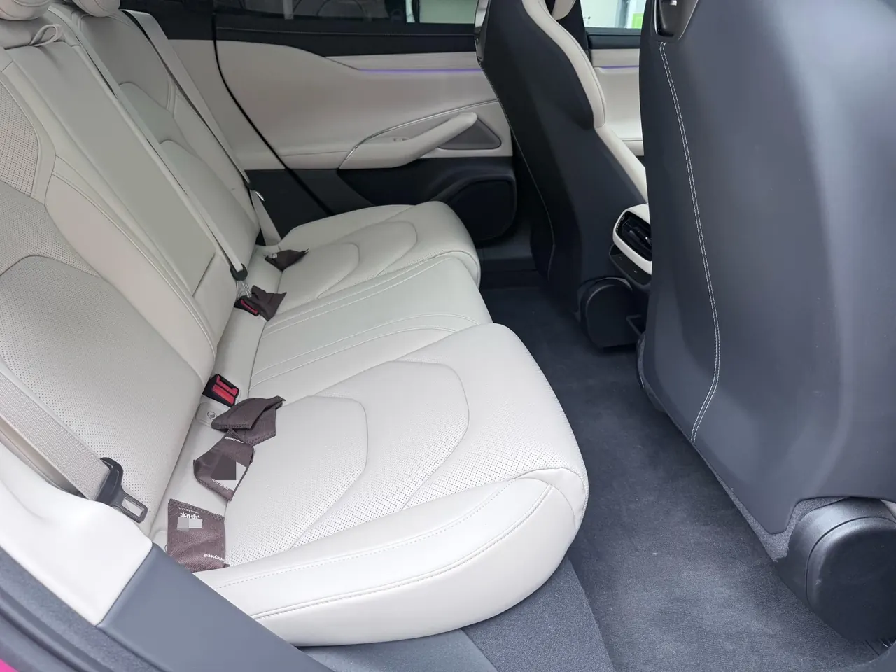MI 2024 SU 7 800km 4-wheel drive ultra-long endurance high-end smart driving Max version automatic gear 10