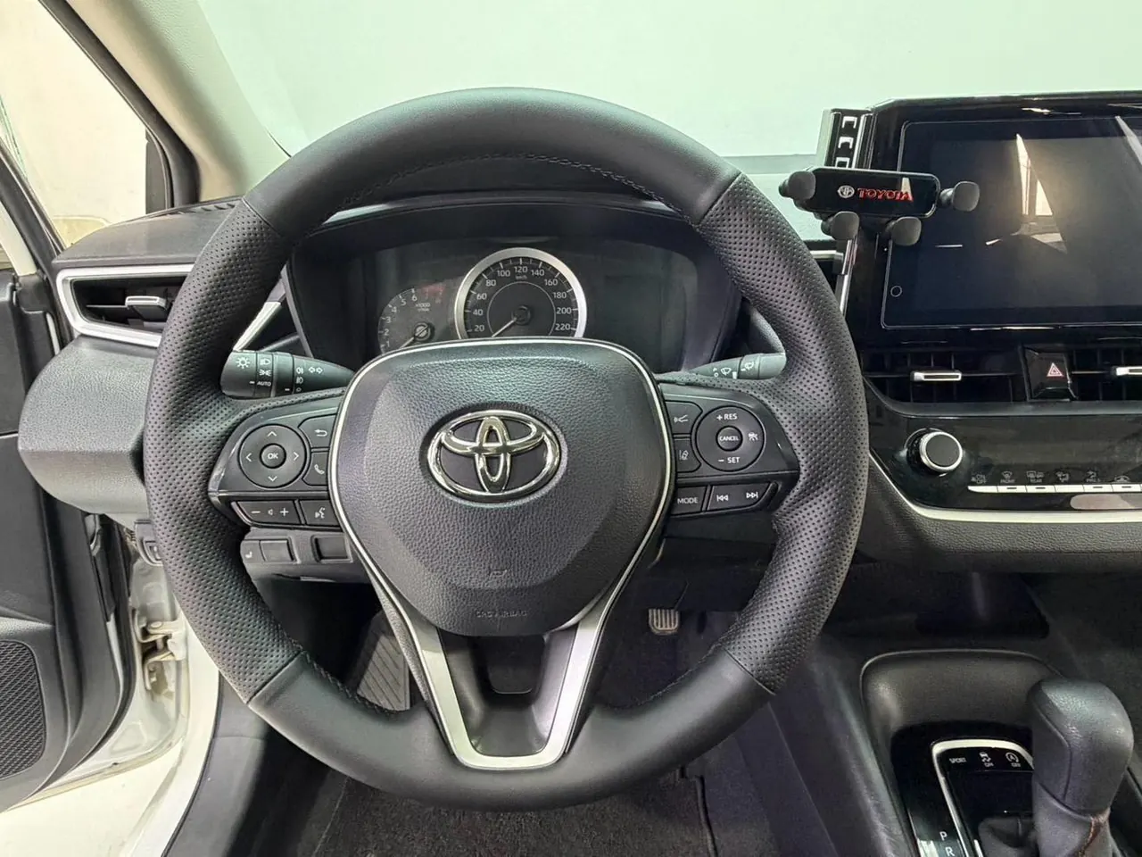 Toyota 2021 corolla 1.2T stepless elite version of automatic gear 10