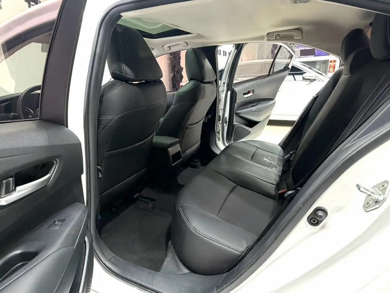 Toyota 2021 corolla 1.2T stepless elite version of automatic gear 11