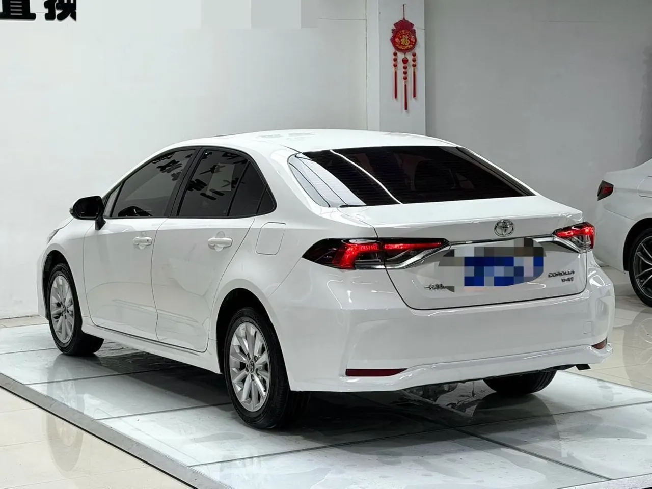 Toyota 2021 corolla 1.2T stepless elite version of automatic gear 4