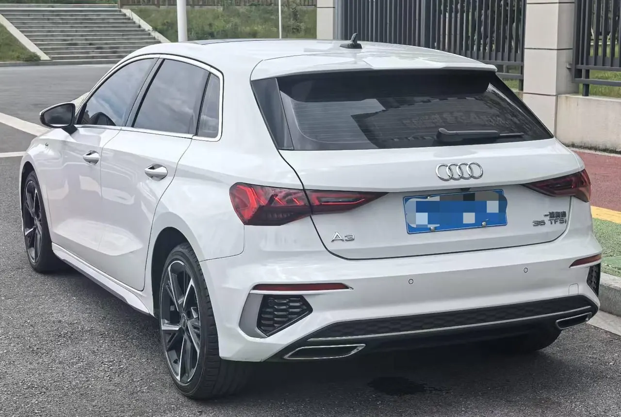 Audi 2022 A3 Sportback 1.4TFSI 35TFSI Fashion Sports Automatic 4
