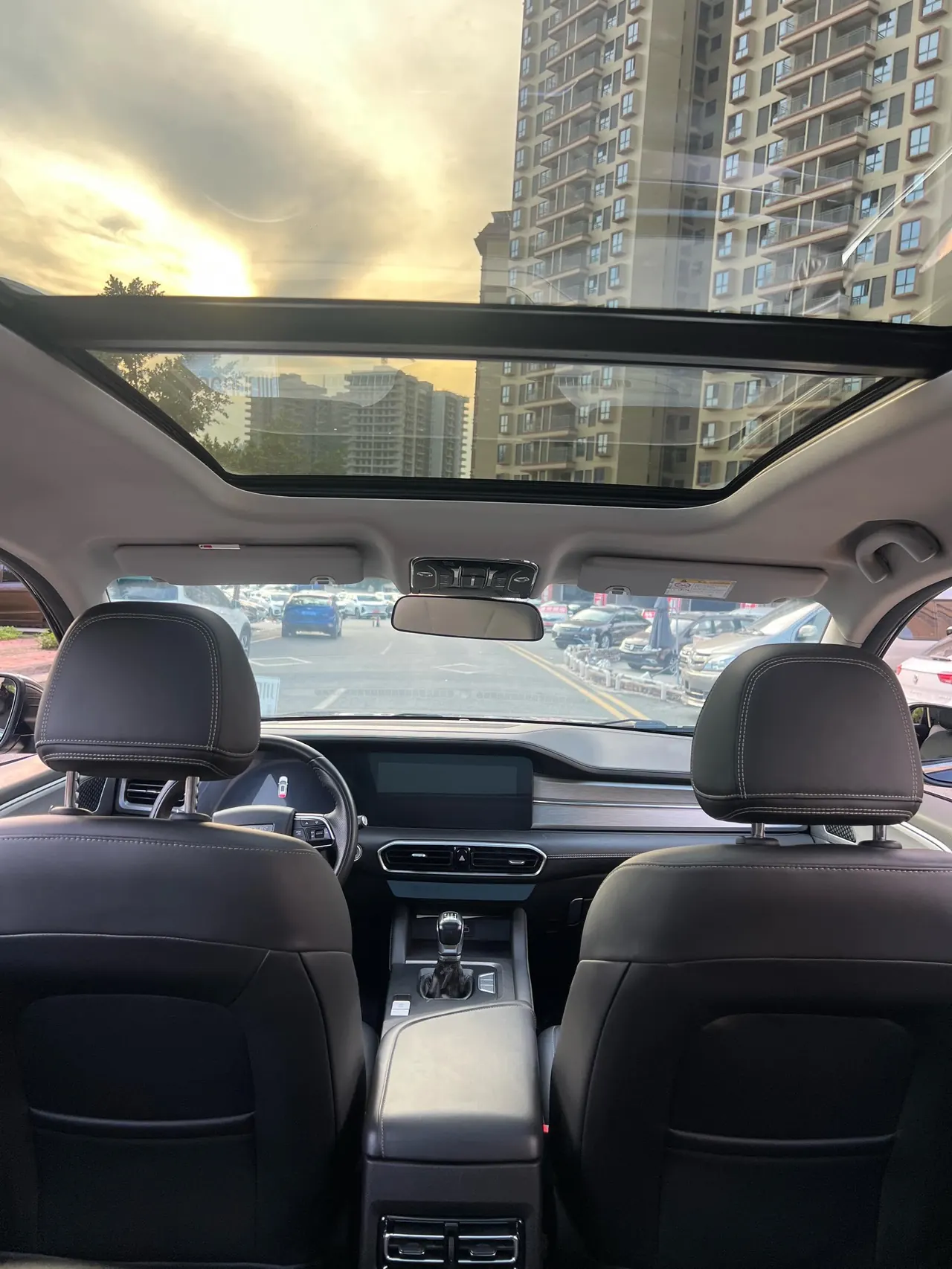 Jetour 2021 X90 PLUS 1.5T Mansion 7-seat Manual Gear 4