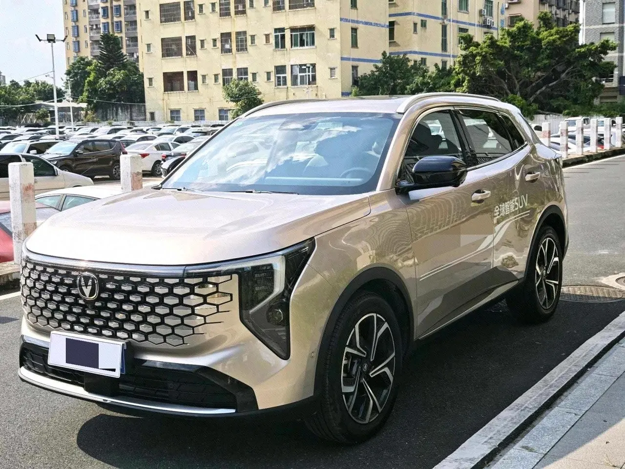 Open image lightbox: ChangAn 2026 CS55 PLUS 1.5T New Blue Whale Tianzhu Prestige Automatic