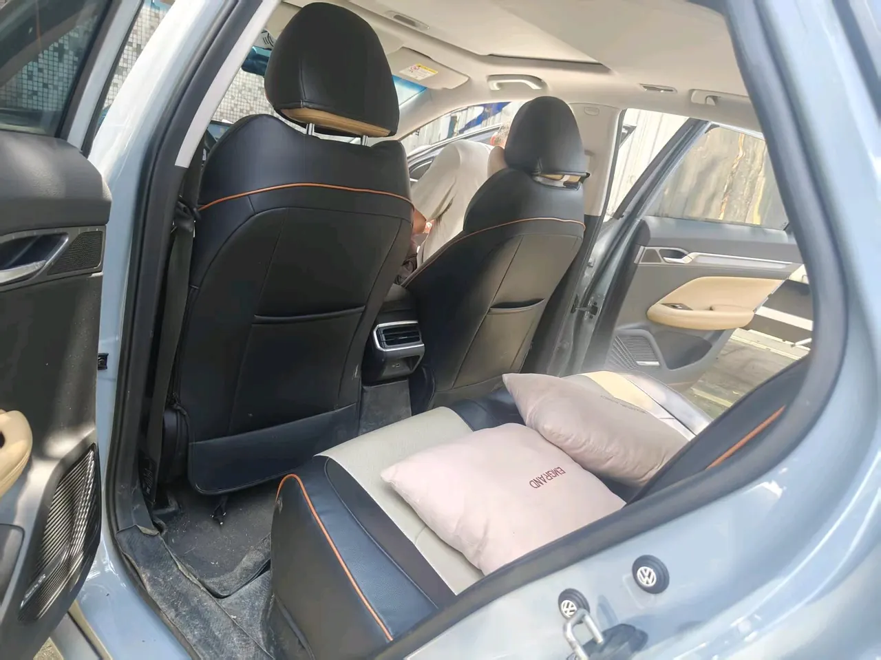 Geely 2024 Imperial L Hi P 1.5TD Longteng Pro 100KM Excellent Automatic Gear 3