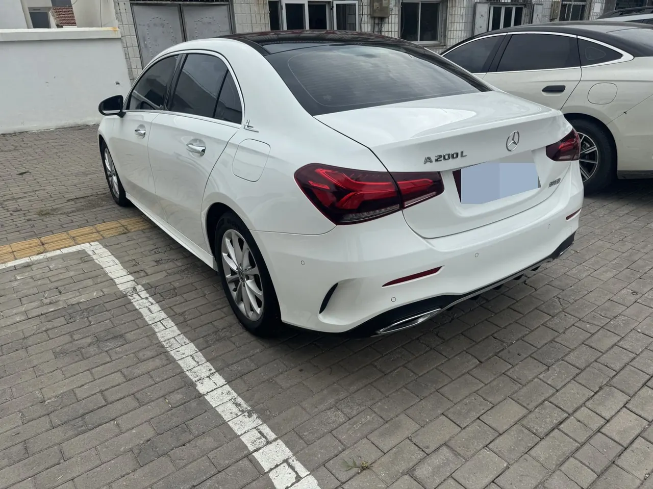 Mercedes Benz Class A 2021 A 200 L 1.3T Dynamic Automatic 4