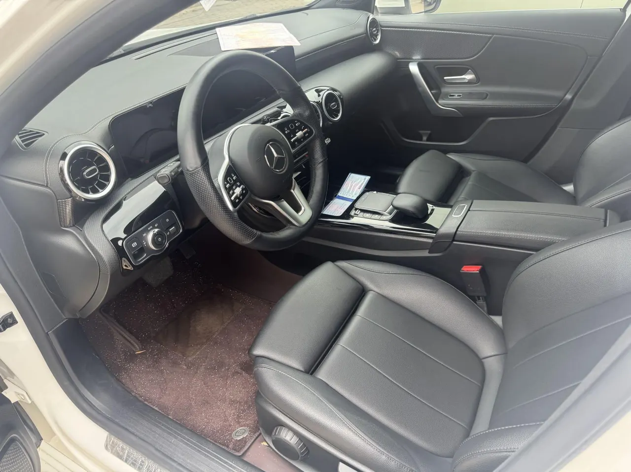 Mercedes Benz Class A 2021 A 200 L 1.3T Dynamic Automatic 6