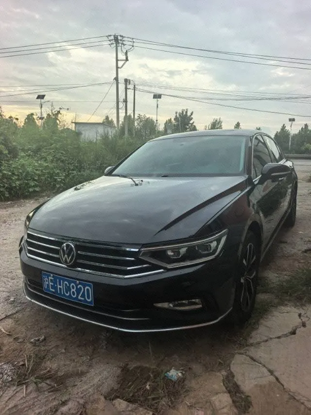 Open image lightbox: Volkswagen 2020 Magotan 1.4TSI 280TSI Comfortable Automatic