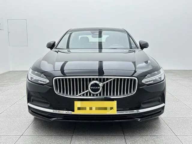 Volvo 2024 S90 48V 2.0T B5 Zhiyi Deluxe Edition Automatic Gear 2