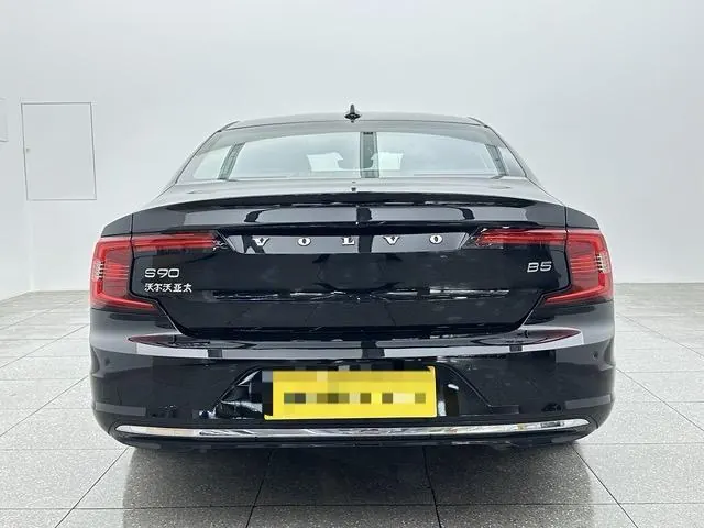 Volvo 2024 S90 48V 2.0T B5 Zhiyi Deluxe Edition Automatic Gear 5