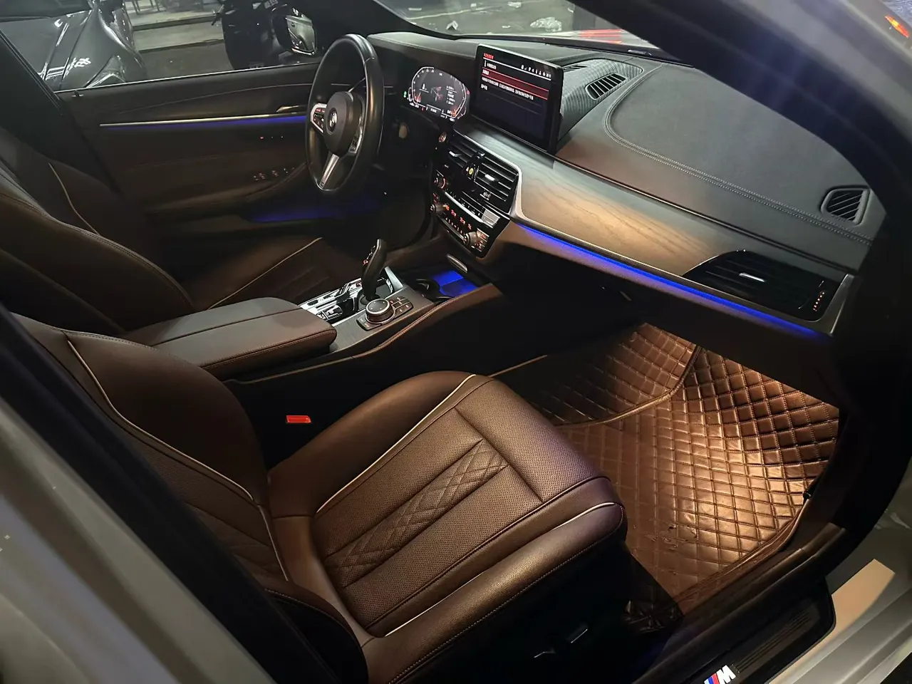 BMW 5 Series 2022 530Li 2.0T Leading M Sports Suit (Modified) Automatic Gear 5