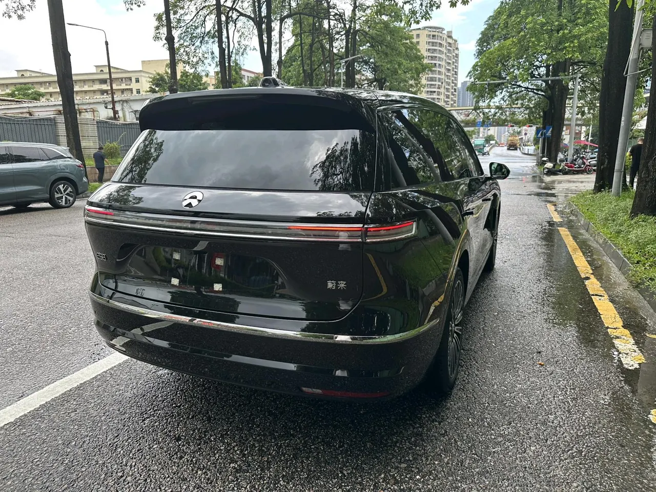 NIO 2026 ES8 6-seat executive deluxe automatic gear 8