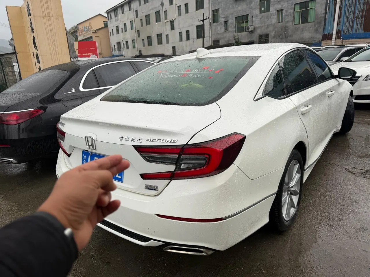 Honda 2022 10th Generation Accord 1.5T Stepless 260TURBO Deluxe Automatic Gear 4