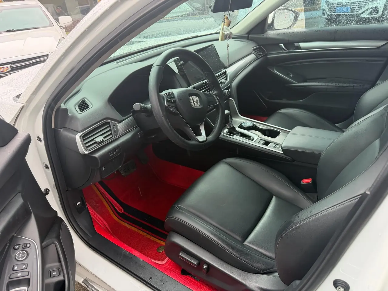 Honda 2022 10th Generation Accord 1.5T Stepless 260TURBO Deluxe Automatic Gear 5