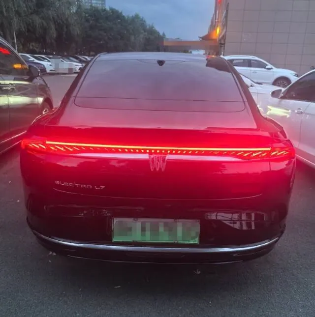 Buick 2026 L7 Luxury to Enjoy Free and unfettered Smart Travel Edition Automatic Gear 4