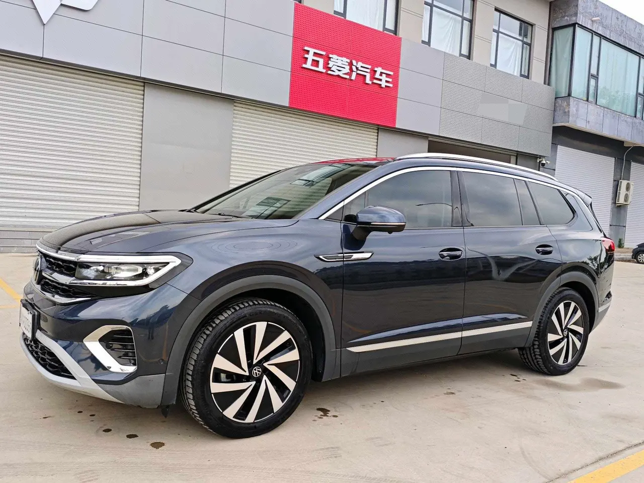Open image lightbox: Volkswagen 2022 model range 2.0TSI 380TSI four-wheel drive luxury version Pro6 automatic gear