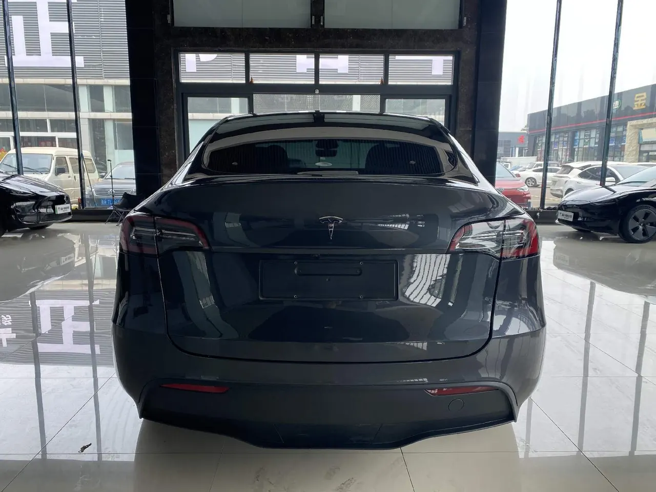 Tesla 2024 Model Y rear-wheel drive version automatic transmission 5