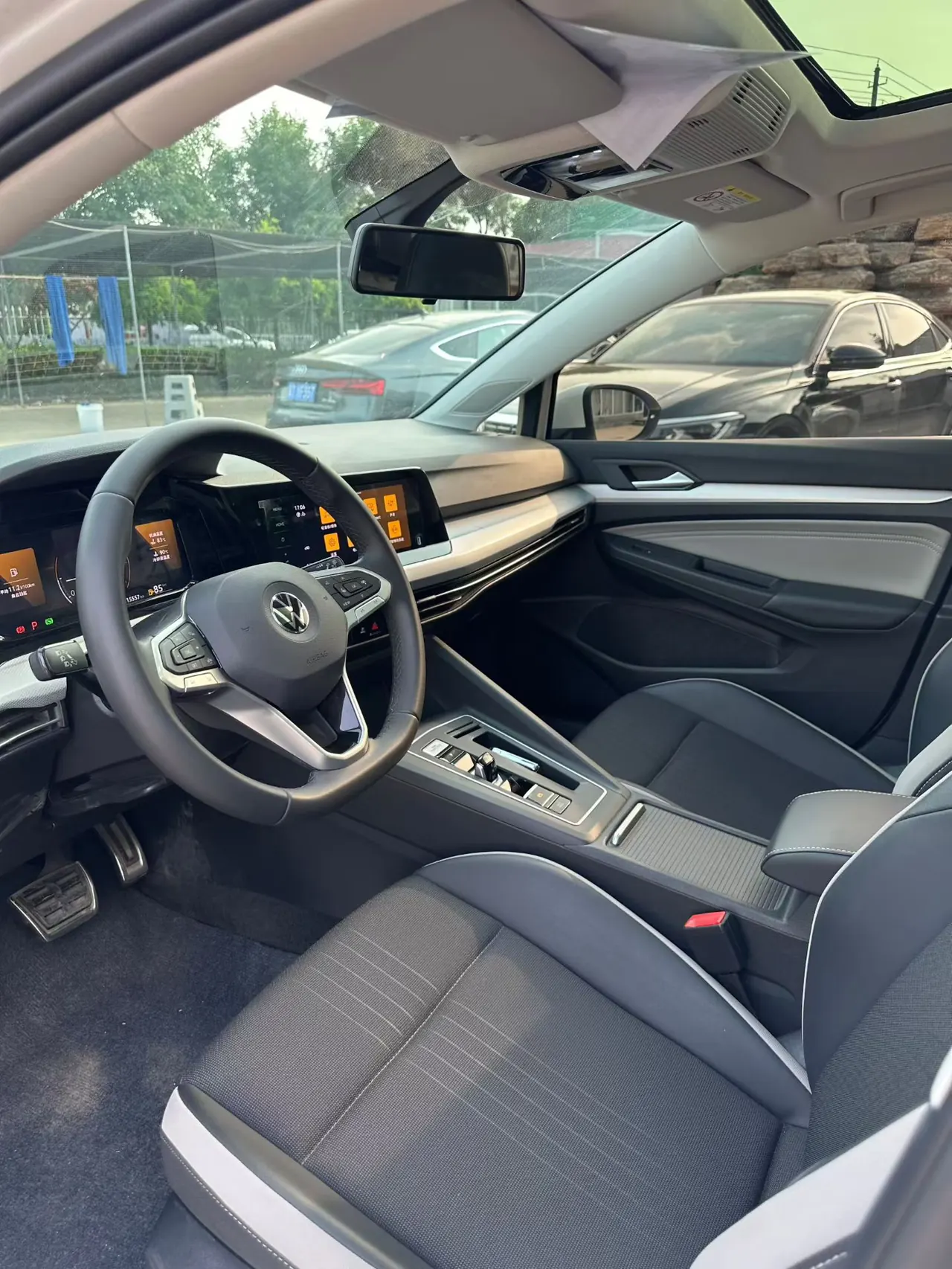 Volkswagen 2024 Golf 8 PRO 1.4TSI Enjoy Edition Automatic Gear 4