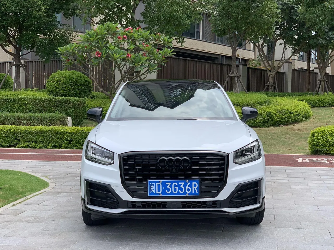 Audi 2020 Q2L 1.4TFSI 35TFSI Fashion Dynamic Automatic 2