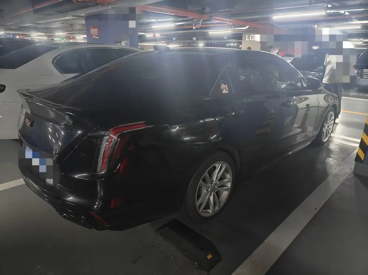 Cadillac 2022 CT4 2.0T 28T fashion automatic gear 2