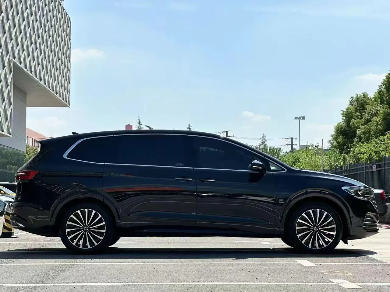 Volkswagen 2024 Wei (Viloran) 2.0TSI 380TSI Premium Edition Automatic Gear 8