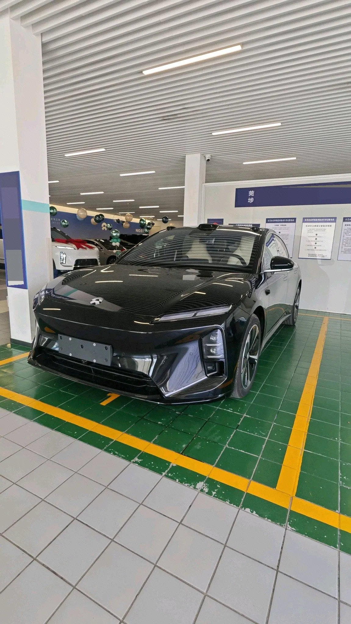 Open image lightbox: NIO 2026 ET5T 100kWh Touring automatic
