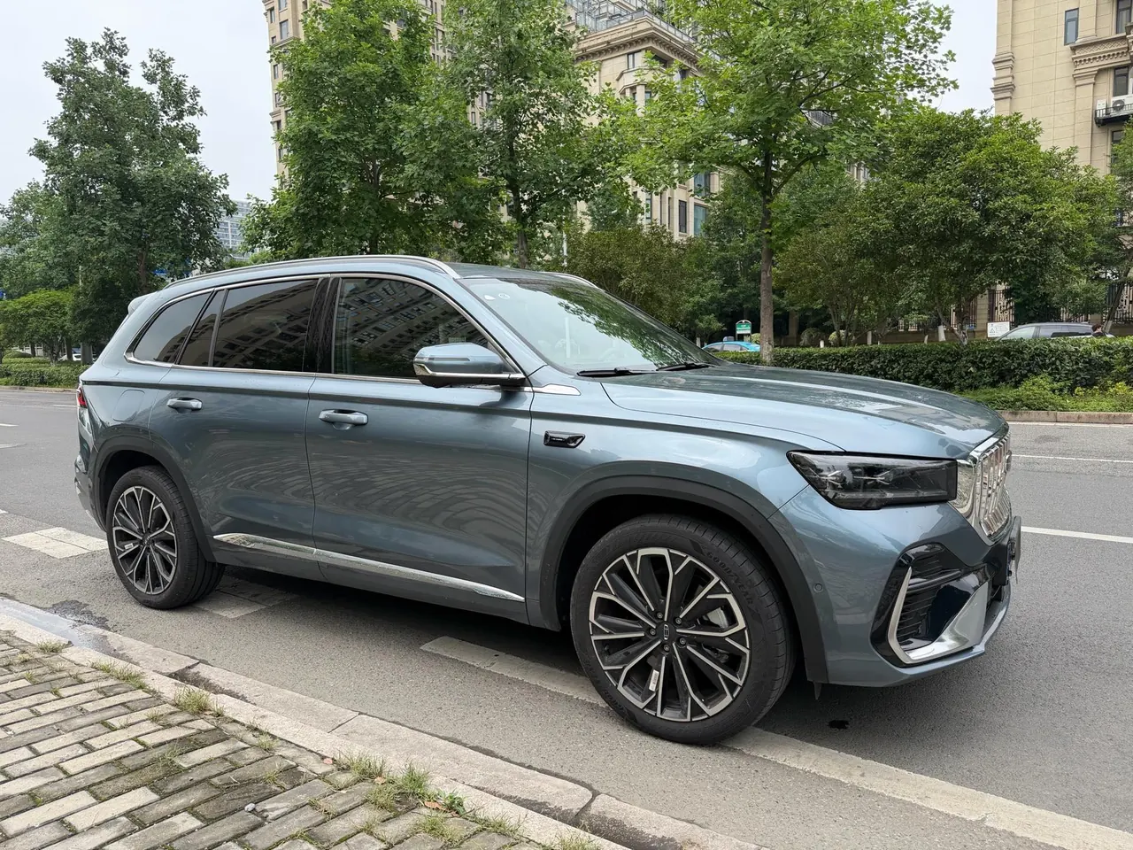 Geely 2026 XingyueL (Monjaro) 2.0TD Oriental Obsidian full moon version automatic gear 3