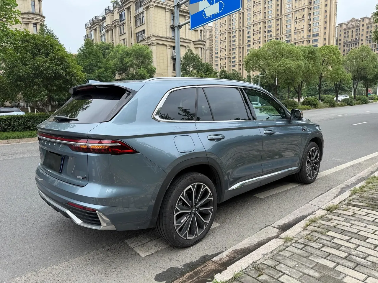 Geely 2026 XingyueL (Monjaro) 2.0TD Oriental Obsidian full moon version automatic gear 9