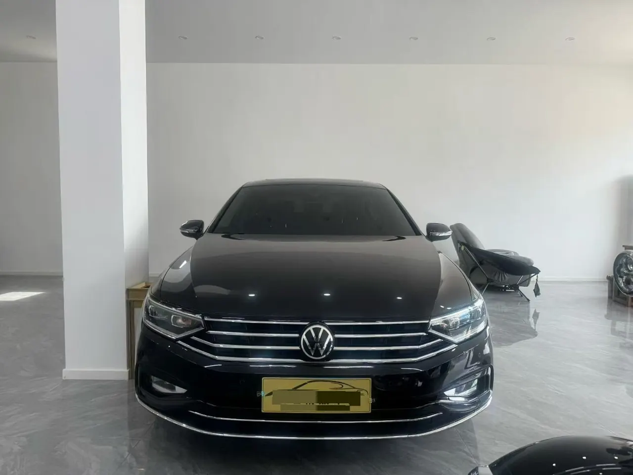 Volkswagen 2020 Magotan 2.0TSI 330TSI luxury automatic transmission 2