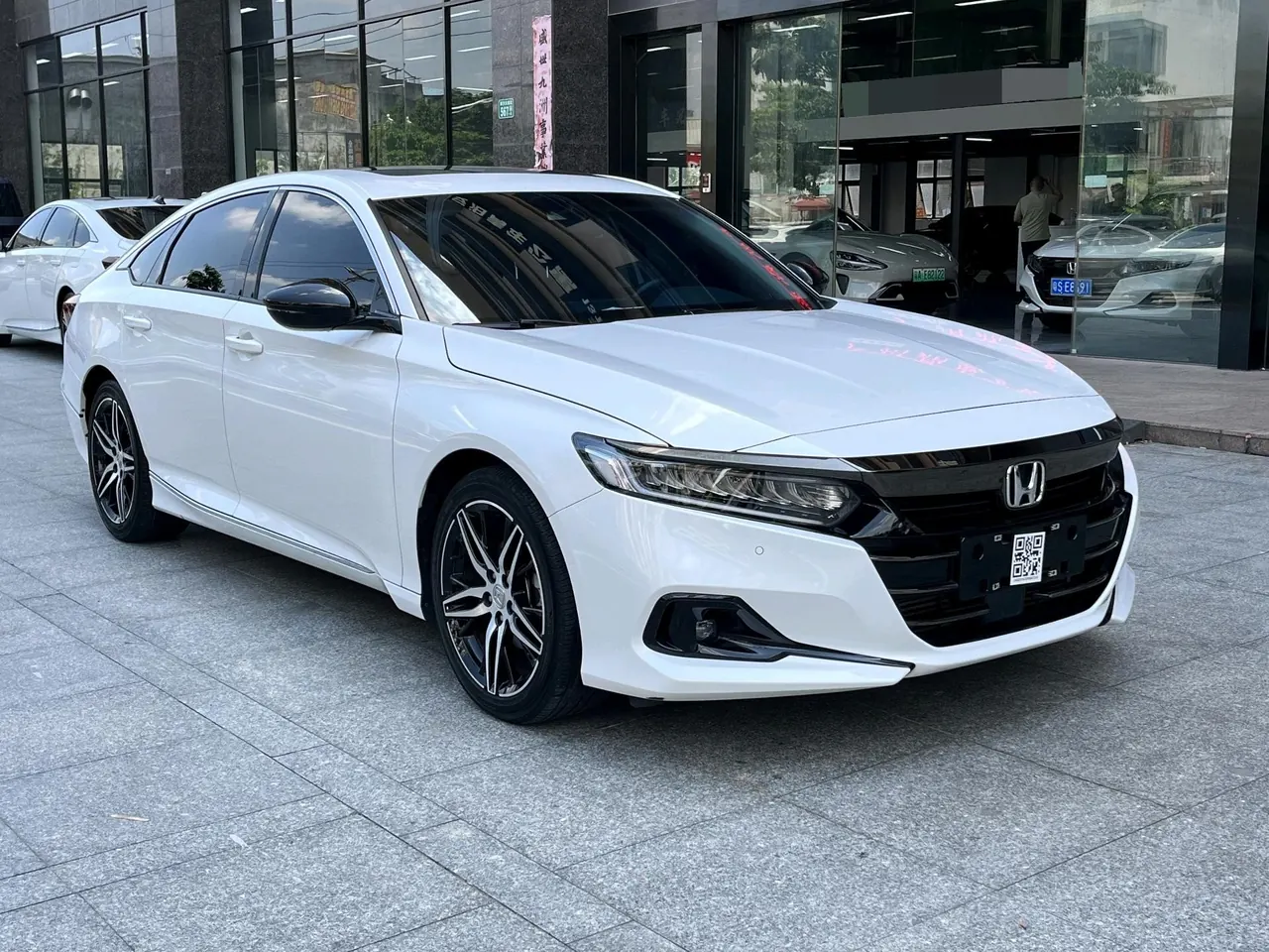 Honda 2022 10th Generation Accord 1.5T Stepless 260TURBO Magic Night Premium Edition Automatic Gear 2