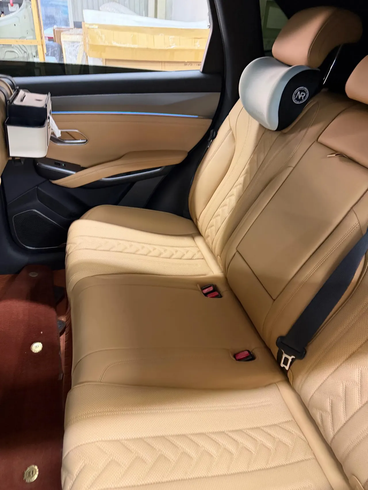 BYD 2024 Song L DM-i 1.5 Stepless 160km Exceed Automatic Transmission 5