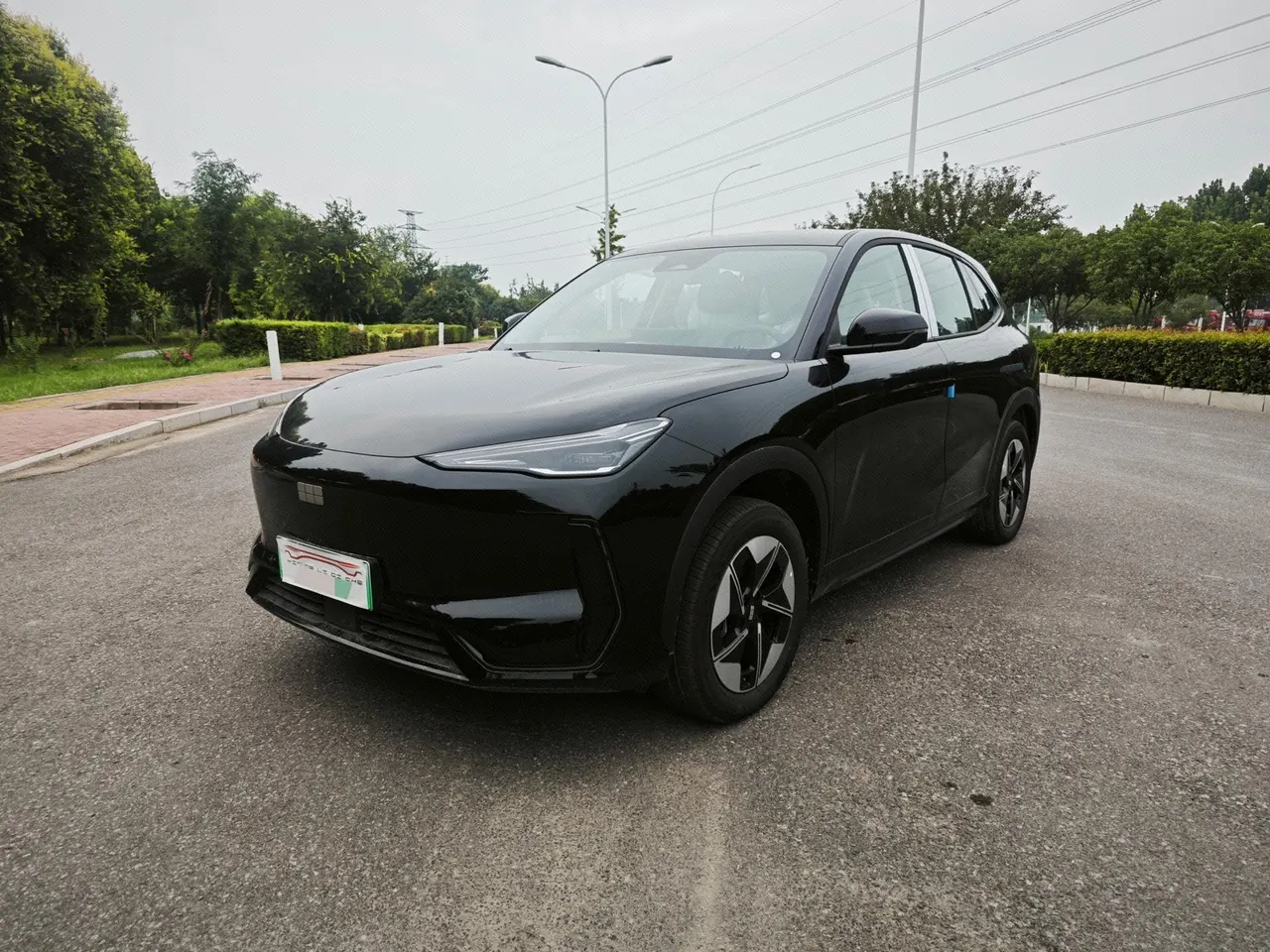 Open image lightbox: Geely Galaxy 2026 E 5 610km sailing version automatic gear