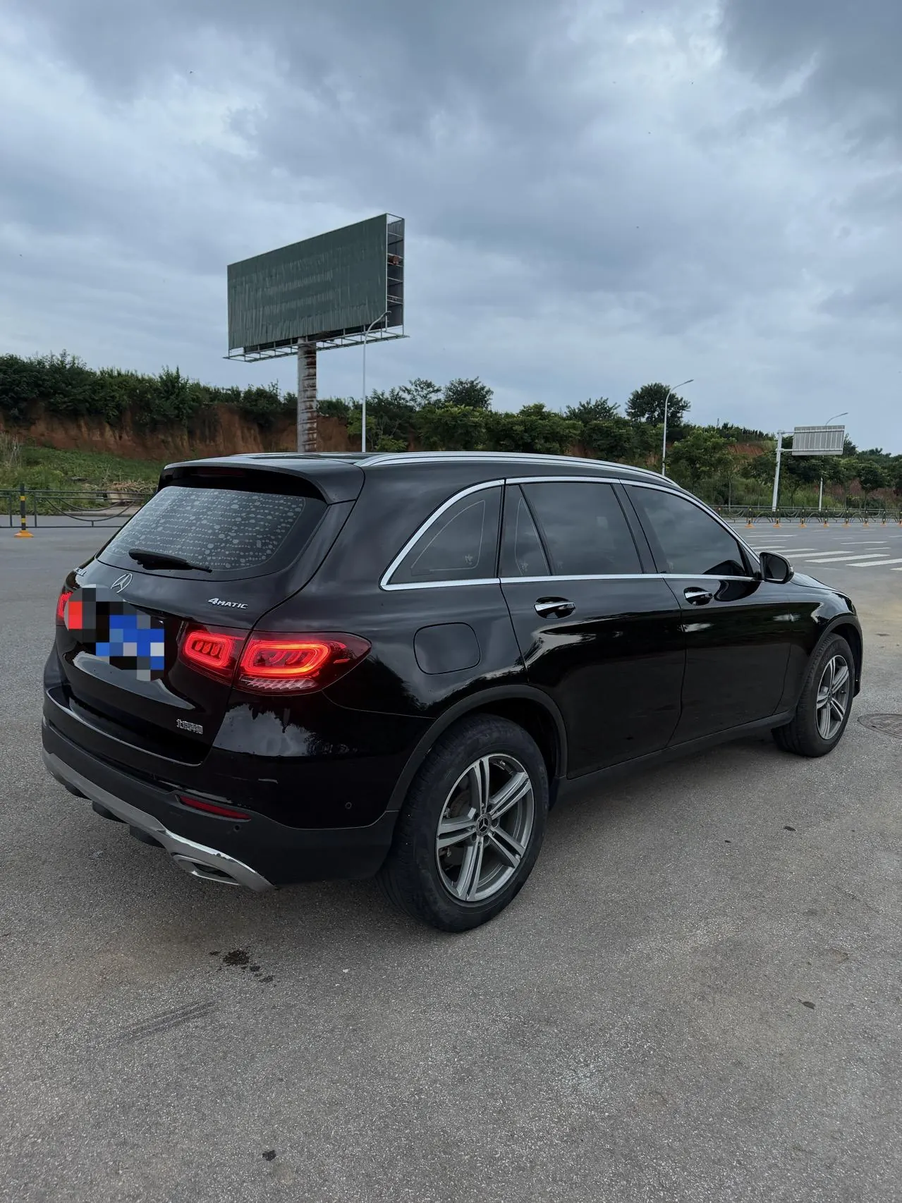 Mercedes Benz 2021 GLC 260 L 4MATIC 2.0T Dynamic Automatic 3