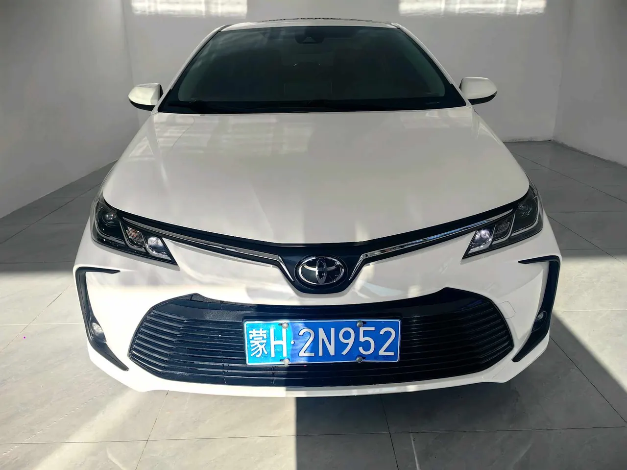 Toyota 2021 corolla 1.2T stepless elite PLUS version of automatic gear 2