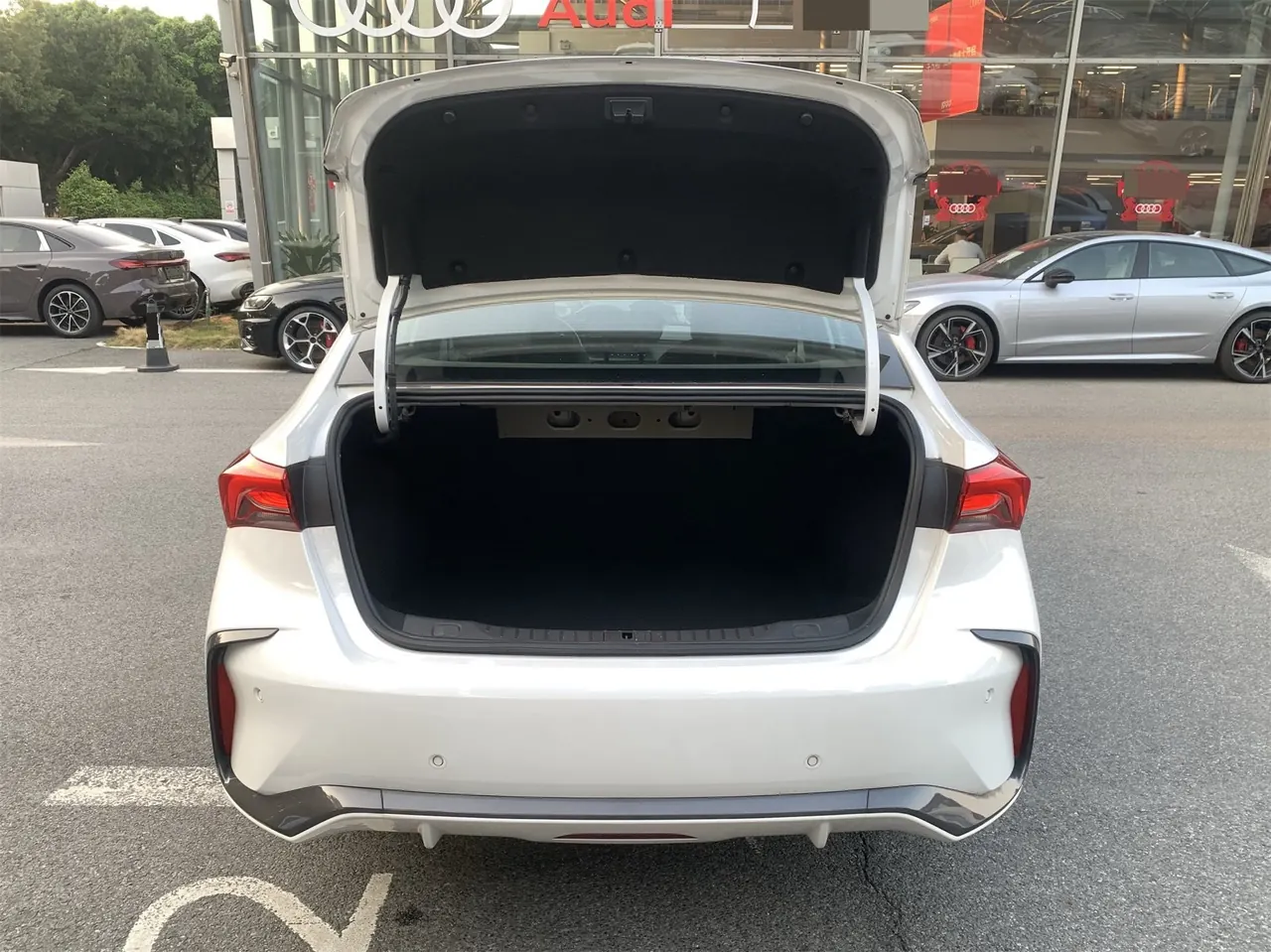Buick 2023 Weilang GS Pro 1.5T Class-Free Edition Automatic Gear 3