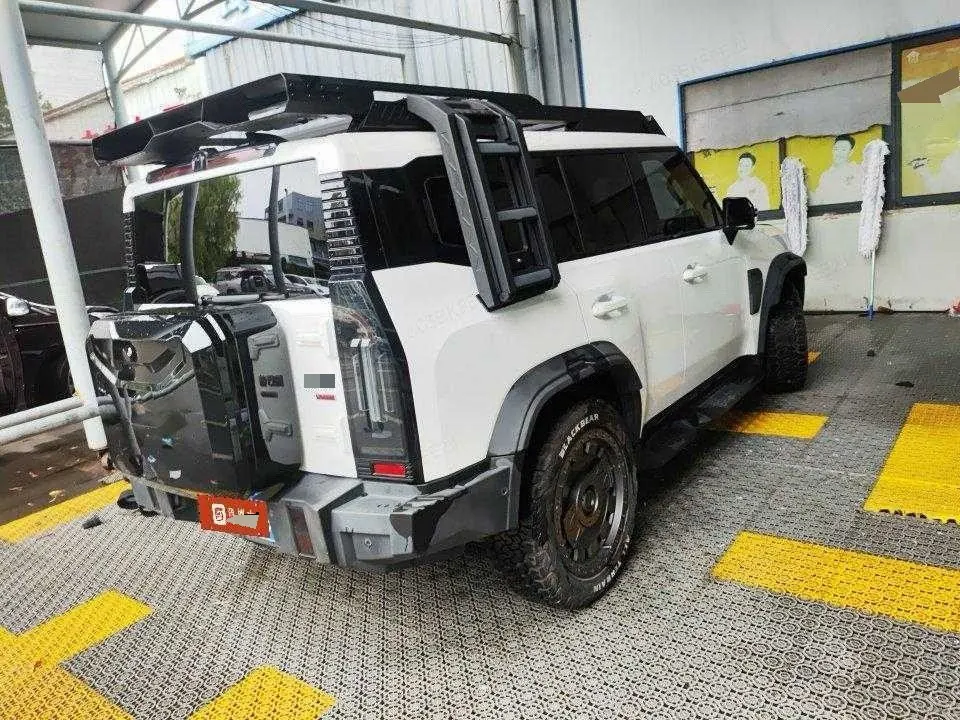 Jetour 2024 Traveler 2.0T 4-wheel Drive Silver Dragon Wing Automatic Gear 4
