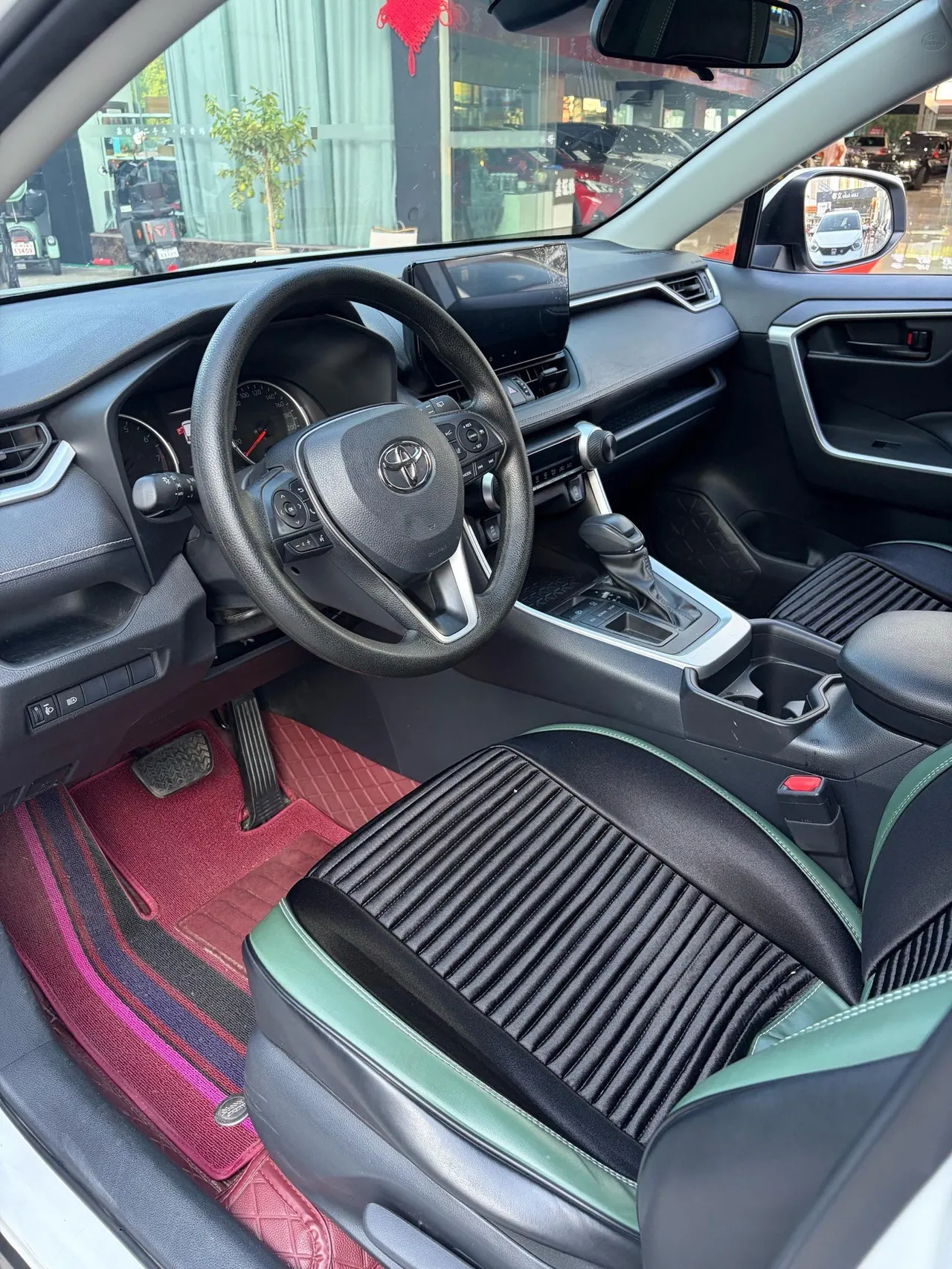 Toyota 2024 Wilanda 2.0 Stepless Two-Drive Leading Edition Automatic Gear 2