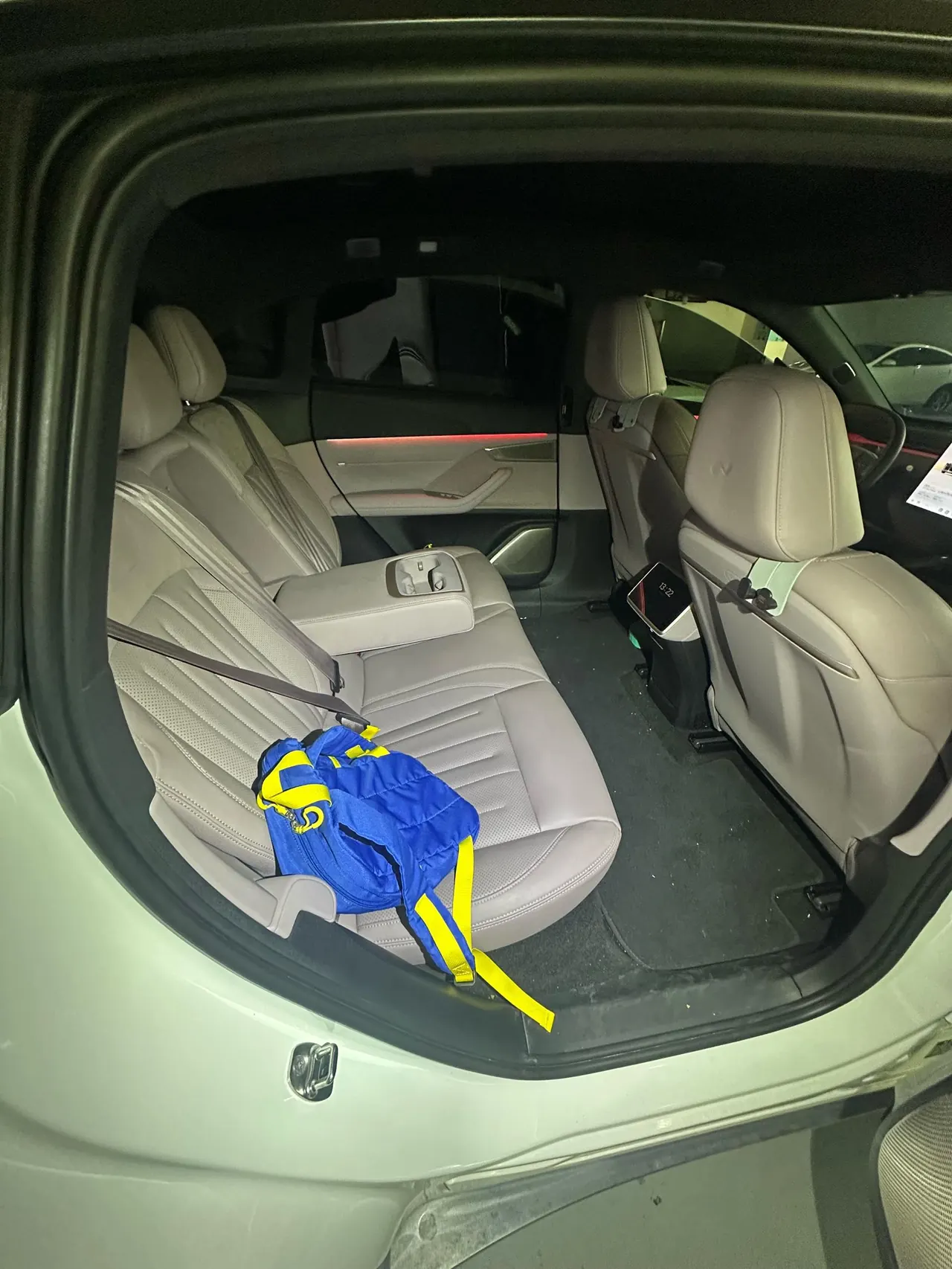 ONVO 2024 L60 60kwh rear drive version automatic gear 6