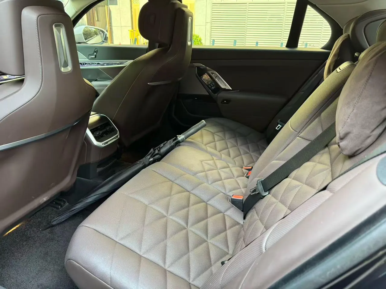 BMW i7 (Imported) 2023 i7 eDrive50L Leading M Sports Suit Automatic Gear 6