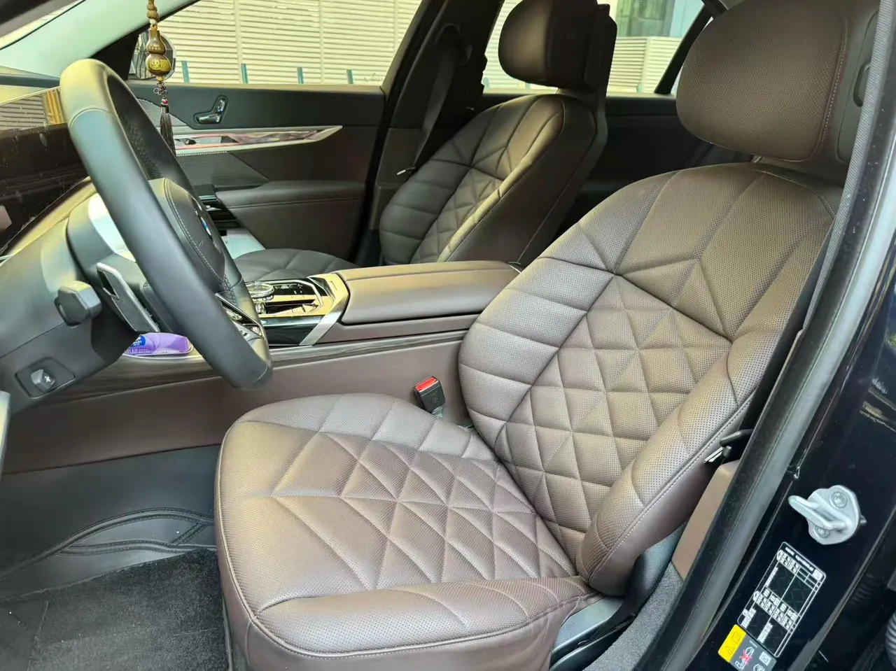 BMW i7 (Imported) 2023 i7 eDrive50L Leading M Sports Suit Automatic Gear 7